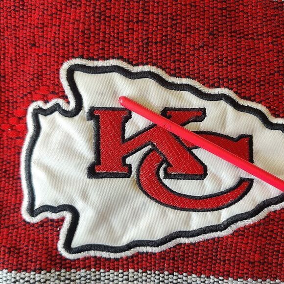 NFL Kansas City Chiefs crew neck tee and woven sack backpack - Picture 11 of 11